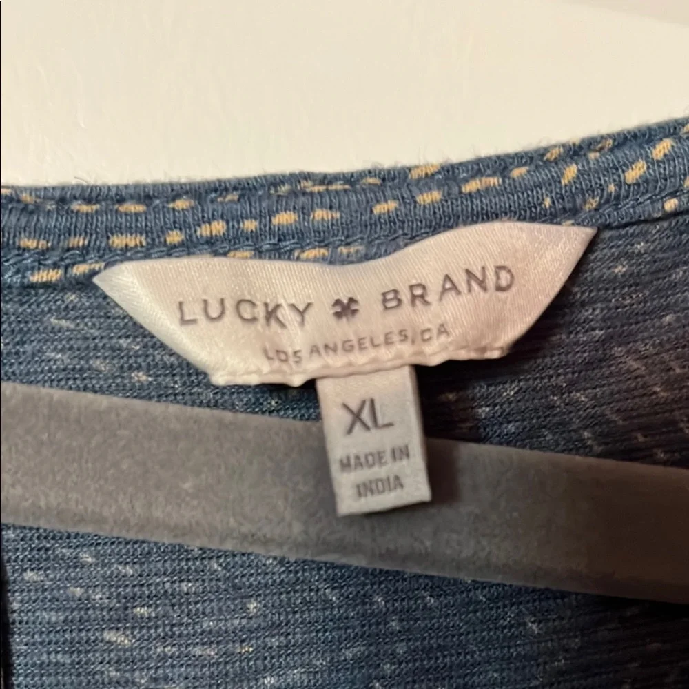 Lucky Brand 🍀 Blue and tan Women's Cold Shoulder Top - Picture 2 of 2